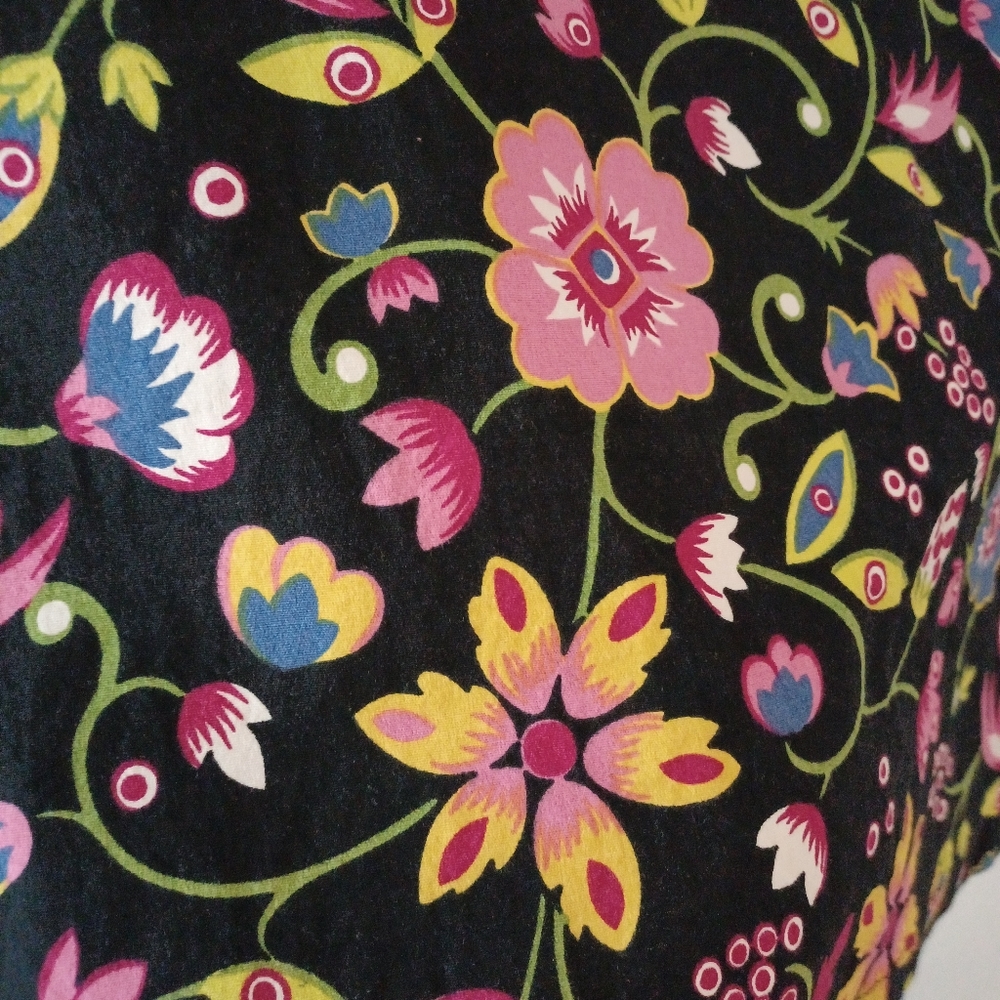 ⚡️SALE⚡️Vintage Floral Pencil Skirt - Picture 3 of 9